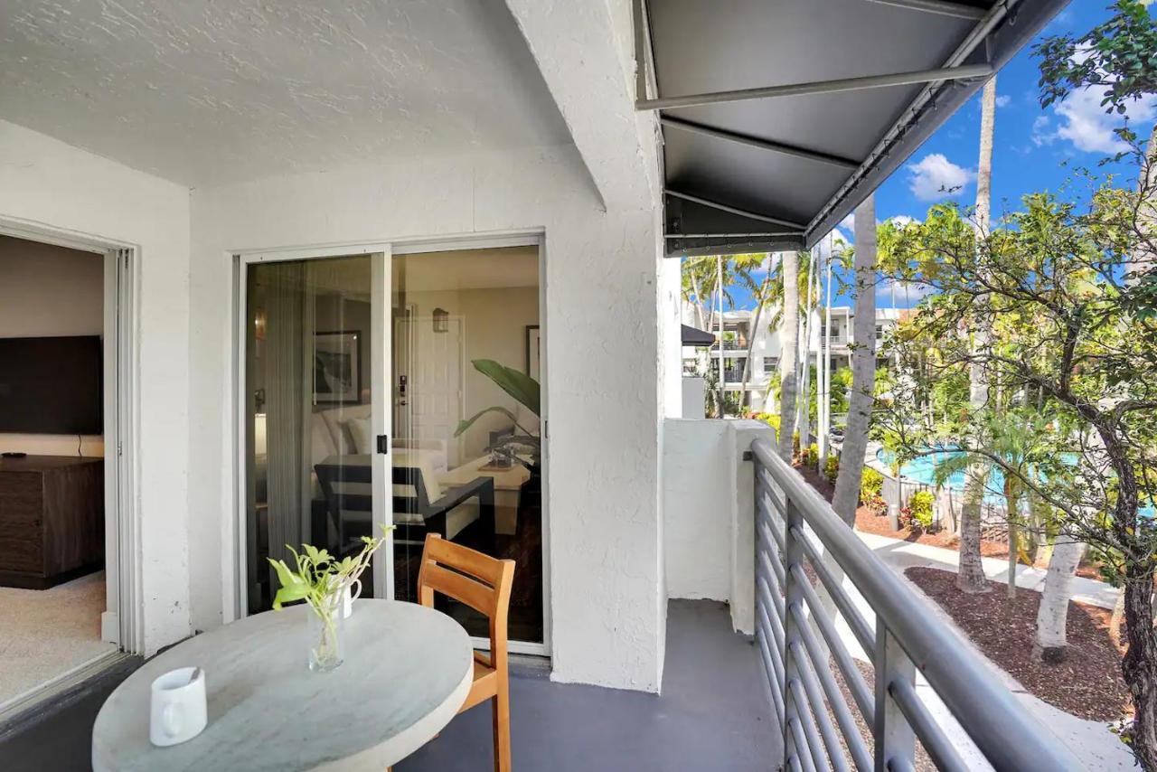 Dharma Home Suites Dania Beach At Sheridan Ocean Club Esterno foto
