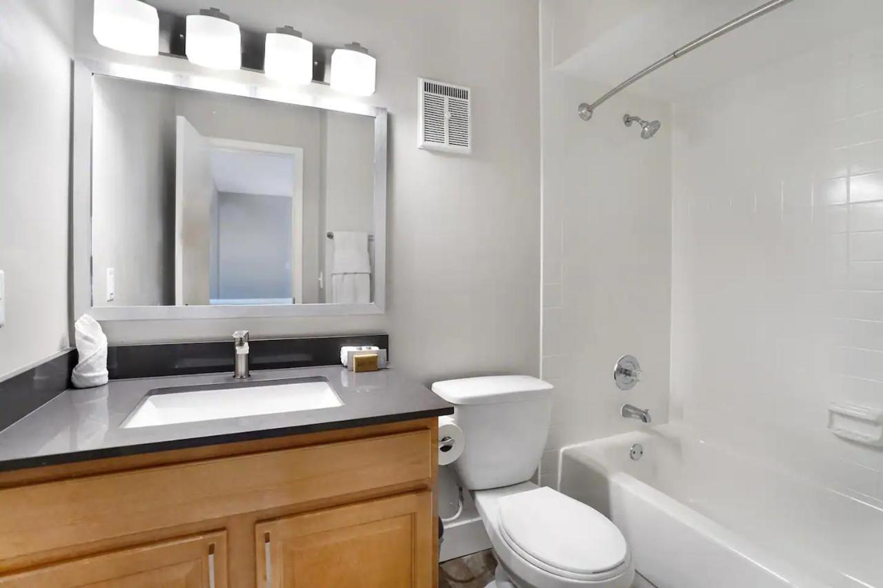 Dharma Home Suites Dania Beach At Sheridan Ocean Club Esterno foto