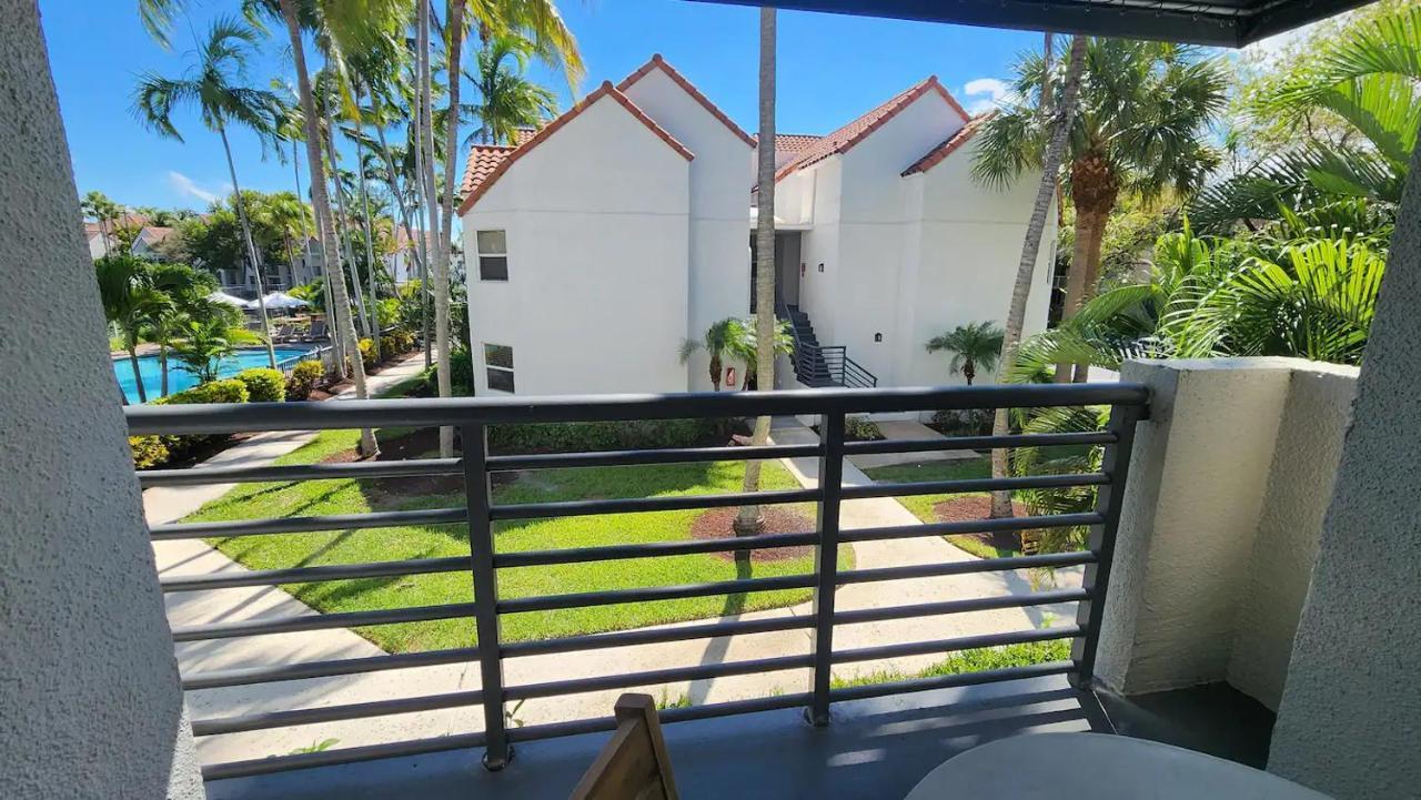 Dharma Home Suites Dania Beach At Sheridan Ocean Club Esterno foto